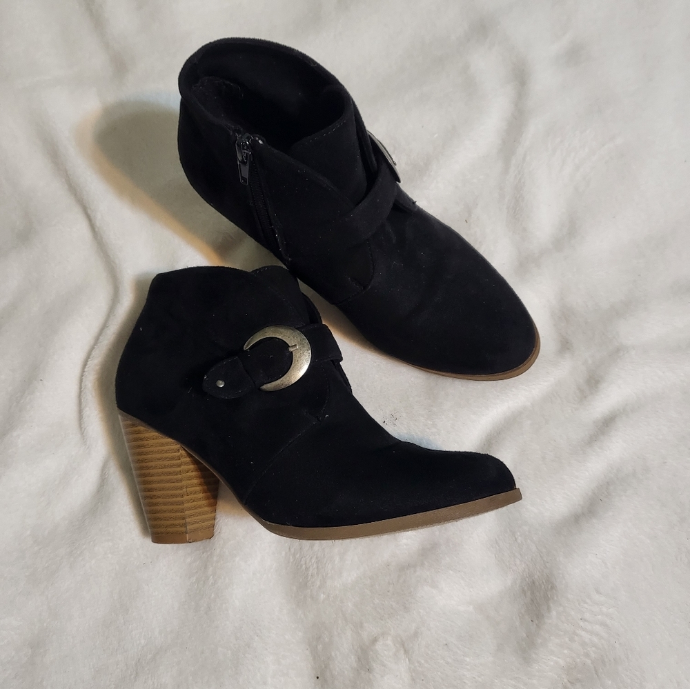 Maurices Trina ankle boot black women's size 7